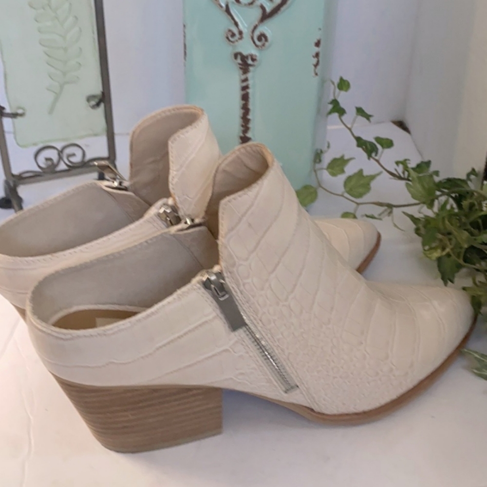 Dolce Vita EUC Croc-Embossed Mule. Size 11. - Picture 9 of 11